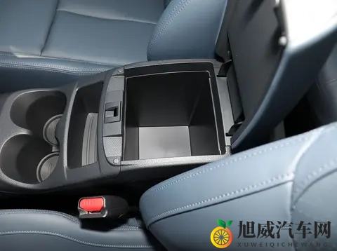 五十路交尾：新车型亮相，引领汽车潮流趋势-2