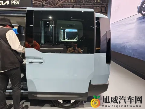 起亚PV5瞄准丰田海狮，滑板底盘可商可乘，商用车还是MPV？-2