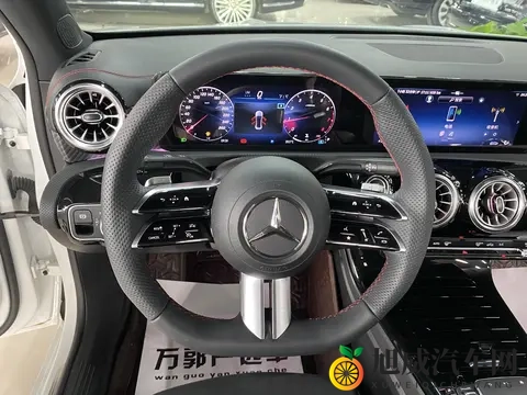 准新奔驰A级，83秒破百，16万内体验豪华！-3