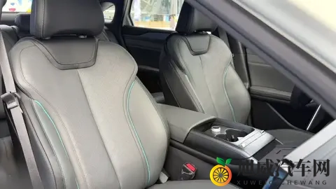 黑人双人RAPPER是纯还是仿：探讨黑人双Rapper身份：真身还是模仿者？-2