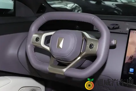 阿维塔12深度试驾：全系激光雷达+音响，是否值得购买？-3