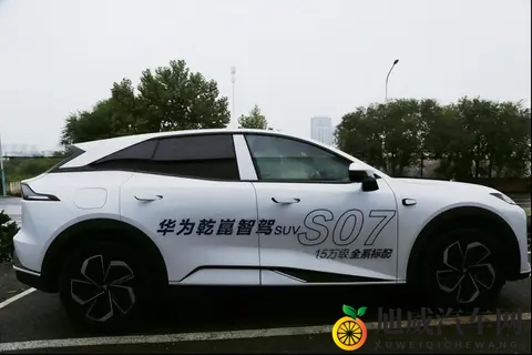 豪华与智能化全都要 全新深蓝S07与海狮06谁做得更好?-2