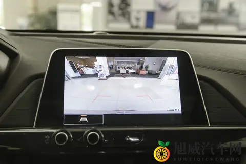 不穿衣服美女软件：汽车科技革新，未来出行新趋势-3