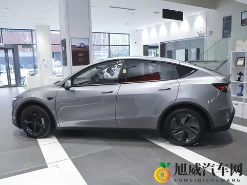 特斯拉Model Y全新车型上市！售价2885万起外观动感，续航821公里-2