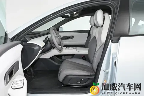 深蓝L06真实体验：不愧是长安系最高标准，家用通勤全能选手-1