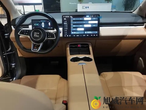 够大够舒适？蓝电E5 PLUS能成家用SUV新选择吗？-3