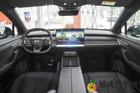 2359 万可换电更保值？家用纯电乐道 L60 740km 续航 119kWh 能耗解读-1