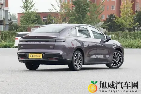 试驾零跑B01 2025款550激光雷达版，值得购买吗？-2