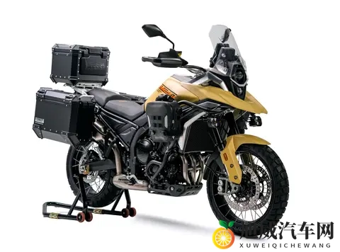 从跑车到越野车，ZXMOTO 张雪机车多个车型亮相-2