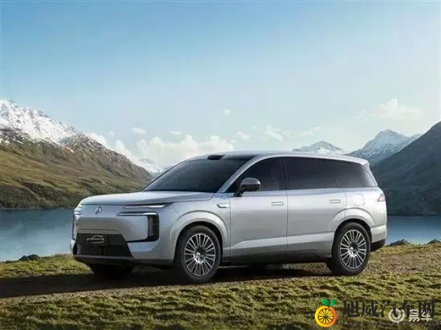 草莓视频深夜释放：自动驾驶新趋势，未来出行大揭秘-2