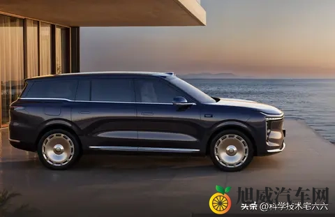 3469万起步!智己LS9开启预售,要和问界M8打擂台?-1