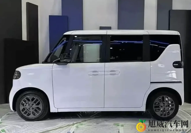 钟欣潼被躁的直流白浆：钟欣潼遭遇激烈事件，情绪失控泪流满面-2