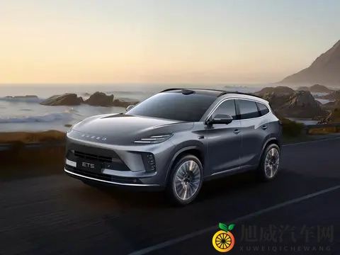 陈冠希阿娇视频：明星同框豪车引关注，销量飙升-1