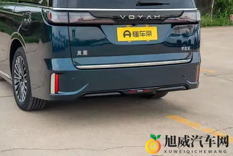 1411km续航+ADS 40，26款岚图梦想家太懂出行需求-3