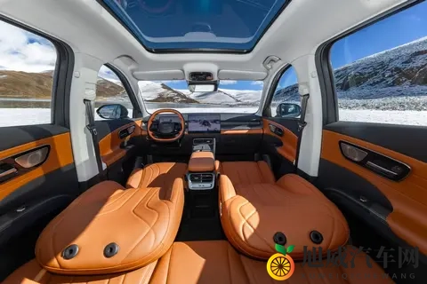 第五代瑞虎8预售了，个人感觉豪华版就很香-1