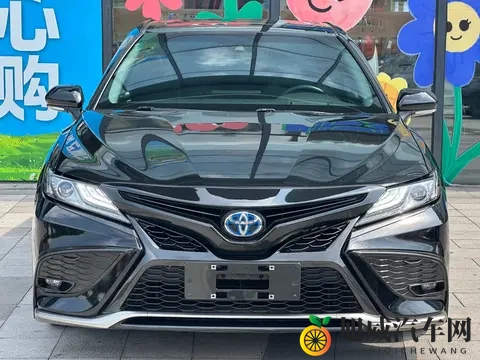 13万多拿下省油王？22年上牌丰田凯美瑞双擎值不值？-3