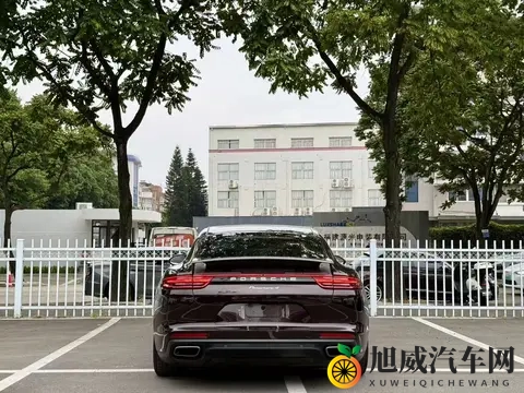 60多万拿下行政级座驾，二手保时捷Panamera29T值不值？-1