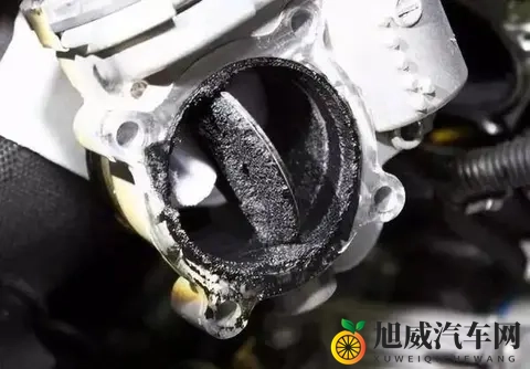 发动机进气系统积碳成因与免拆清洗技术深度解析-1
