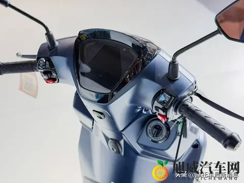 三阳踏板新车亮相、双碟+TCS+Hybrid 电推！-2