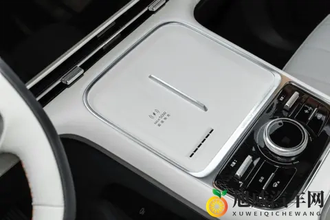 银河星舰7 EM-i_宋Pro DM-i大PK 谁更适配家庭用户的出行需求-2