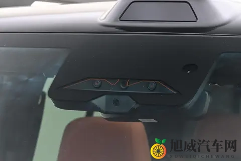 方程豹钛7：20万级硬派SUV，真能兼顾诗与远方和柴米油盐？-3