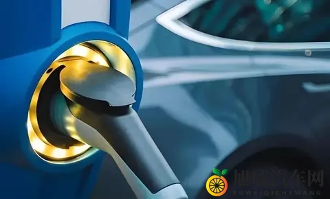 电车鄙视链真相:30万年薪的人买油车,300万年薪的人开电车-3