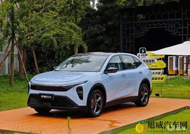 老牛嫩草aⅴ一区二区三区：激情演绎，三级分区盛宴-2