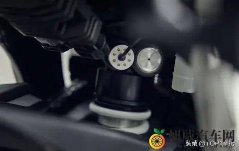 米兰车展丨本田CB1000GT发布，“火刃”同平台多功能休旅车-1