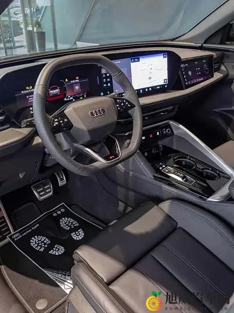 国产加长板上钉钉, 全新奥迪Q5海外实车曝光！内饰科技感直接拉满-1