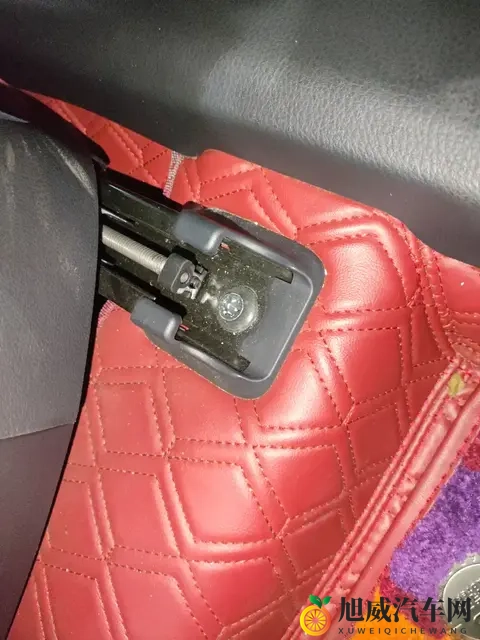 省油耐用还保值,准新丰田凯美瑞,15万家用代步优选!-1