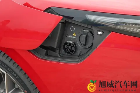 从动力到续航都惊喜！2025 款星纪元 ES 试驾，附 11 月专属购车福利-1