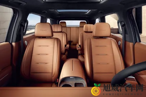 现代添新丁,全新旗舰SUV上市,25T四驱+6_7座,售价2888万起-2