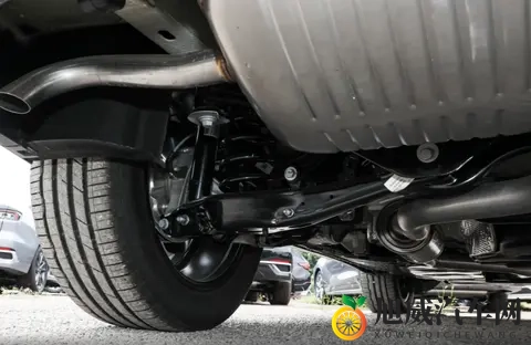 别碰2429万入门版！新款揽巡多花17万，换20寸轮毂，配全景天窗-2