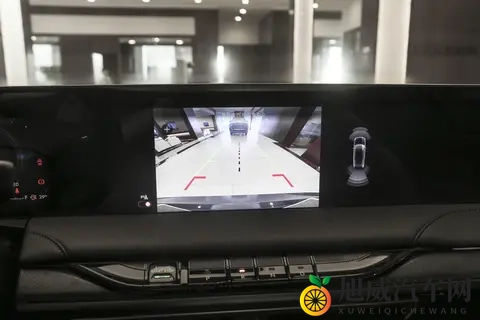 2025款林肯Z燃油版购车手册：配置差异解析-1