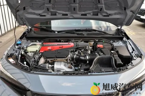 玩车一族看过来，40万预算，你会买思域TYPE R，还是丰田GR YARIS？-2