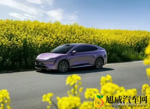 华为与奇瑞合作的智界R7累计交付量突破10万台，10月单月交付破万-1