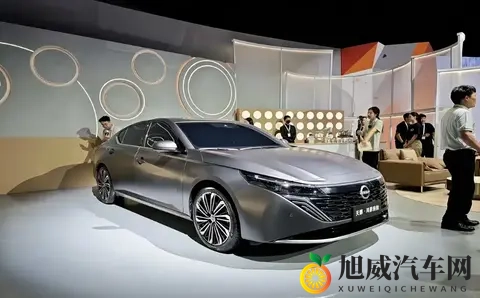 日产天籁竟然用上鸿蒙座舱?合资车这是服了还是被逼急了?-2