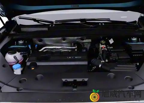 奇瑞第五代瑞虎8开启预售 两种设计风格 预售价1059万起-3