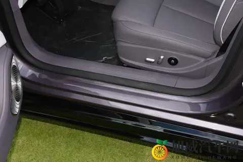 东风奕派eπ007+上市1399万起，零百加速37秒-1