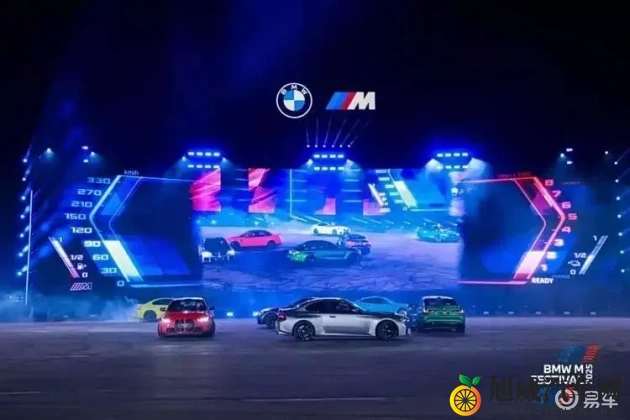 偷窥丶妓女丶自由丶性别：汽车文化背后的社会隐忧：揭秘现代出行难题-1