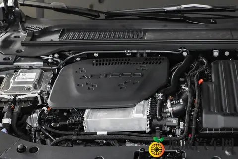 实地试驾2025款星途星纪元ES，它能成为你的靠谱之选吗？-3