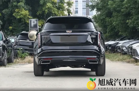 与其说它固执，倒不如说它专业，试驾凯迪拉克XT5，底盘确实强-2