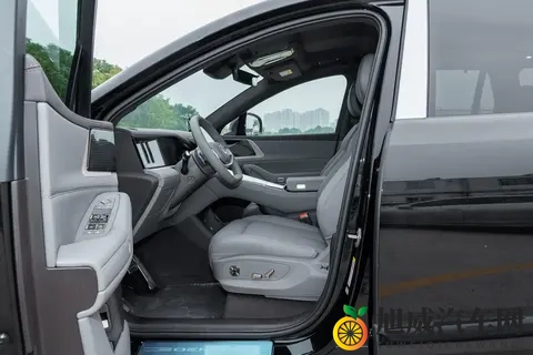 一车搞定三代出行?腾势 N8L DM 核心卖点全拆解-2