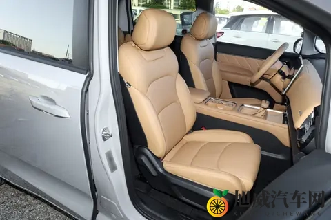 看着美、买得起、开得好、坐得爽、用得安：选星光730的五大理由-1