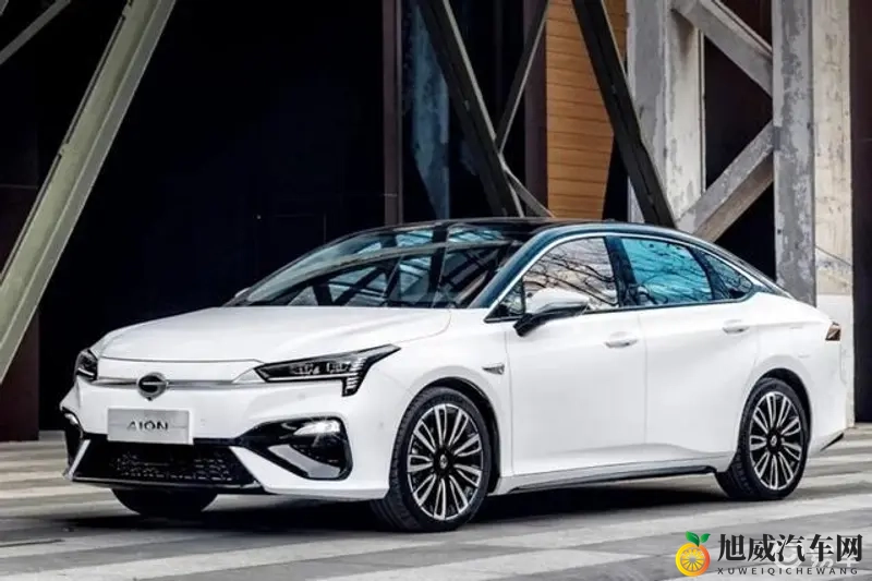 Aion S：你的智能纯电家庭伙伴-1