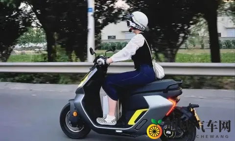 摩托车管理政策优化告别13年报废与“禁摩限制，城市出行更人性化-1