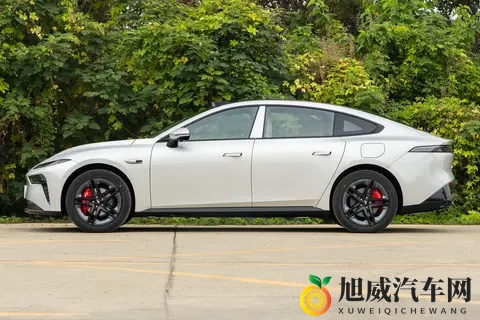 15万级智美轿跑新选择 东风奕派eπ007+深度解析-1