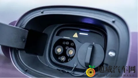 长安启源A06今晚19:00定价，激光雷达+后排通风配置拉满-1