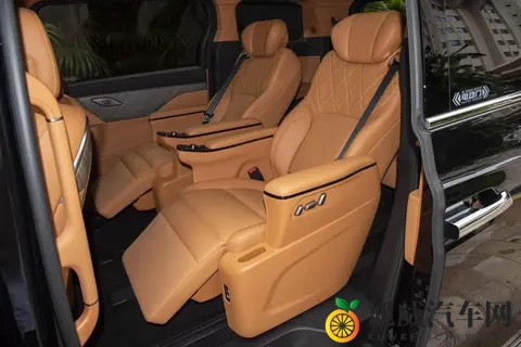 30万级MPV，激光雷达+电动四驱，魏牌高山7家用怎么样?-1