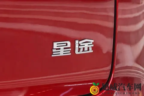 新手怕停车难?这车自己能搞定!置换再补1万,轻松拥有不纠结-3